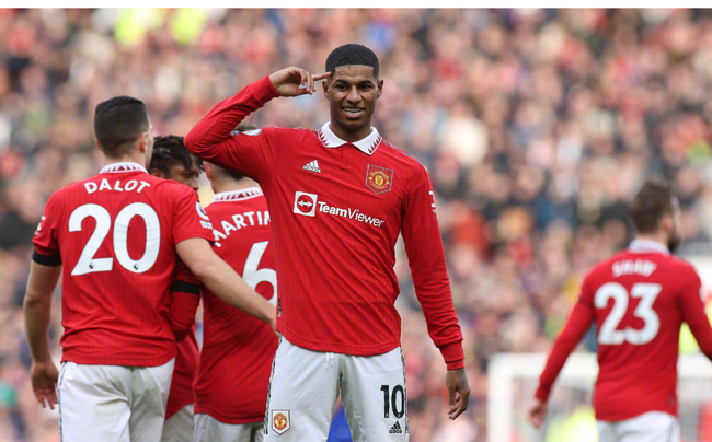 本聚焦于某 本聚焦于某