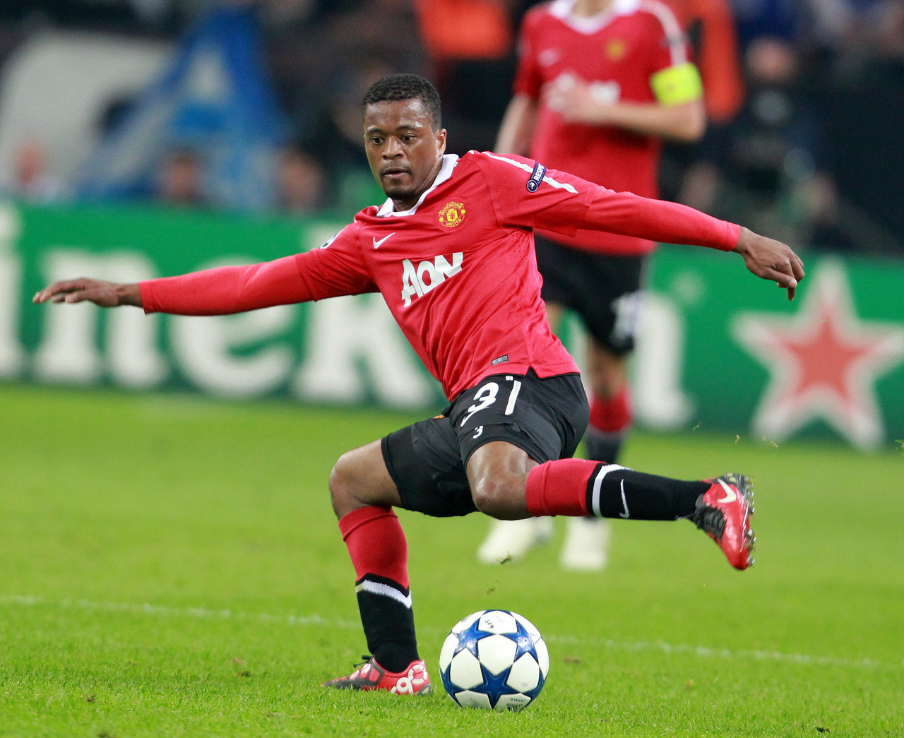 站上绿茵舞 站上绿茵舞